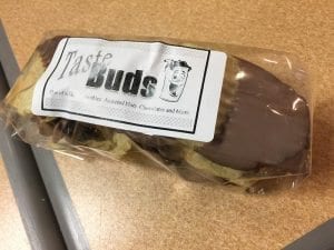 Taste Buds’ Chocolate-Covered Potato Chips A Tasty Blend of Salty and Sweet