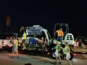 Silvis Moonlight Festival Brings Parade-Goers Out From All Over the Quad Cities!