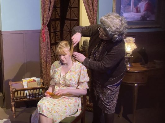 Moline's Black Box Continues Thrilling 'Veronica's Room' This Weekend