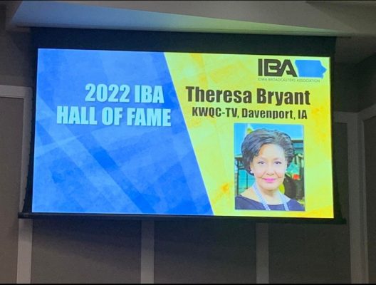 KWQC-TV6's Theresa Bryant Inducted Into Iowa Broadcasters Association Hall Of Fame