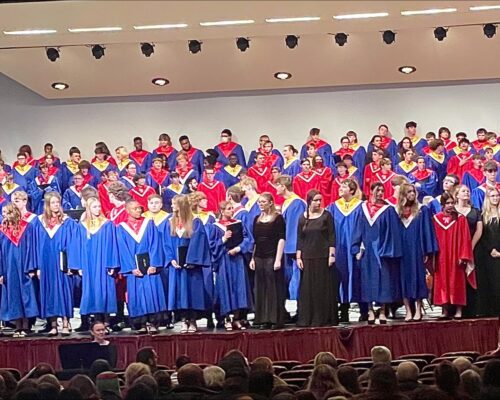 Davenport Community School District Holiday Concert Kicks Off Christmas Season
