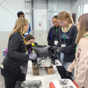 Davenport Intermediate School Girls Attend John Deere Introduce A Girl To Engineering Day