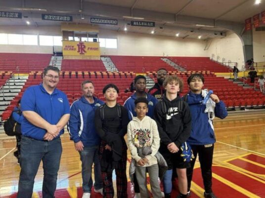 Rock Island's Edison Junior High Sending Wrestlers To State