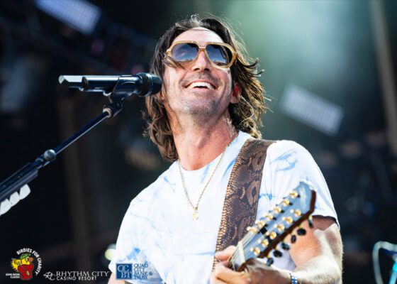 Jake Owen Coming To Iowa's Rhythm City Casino Tonight