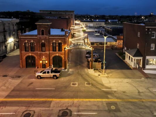 Downtown Davenport to Unveil New Emerson Place Alley Beautification