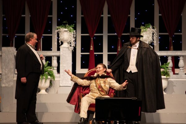 Opera QC Returns to Davenport's Galvin Fine Arts Center With Comic Jewel By Strauss