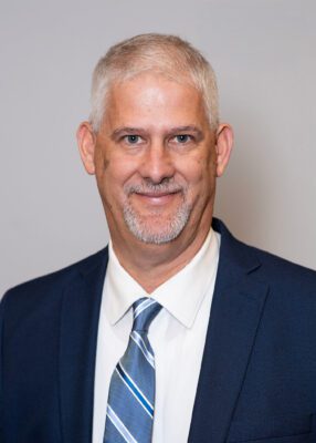 Western Illinois Baker Honored with Honorary American FFA Degree