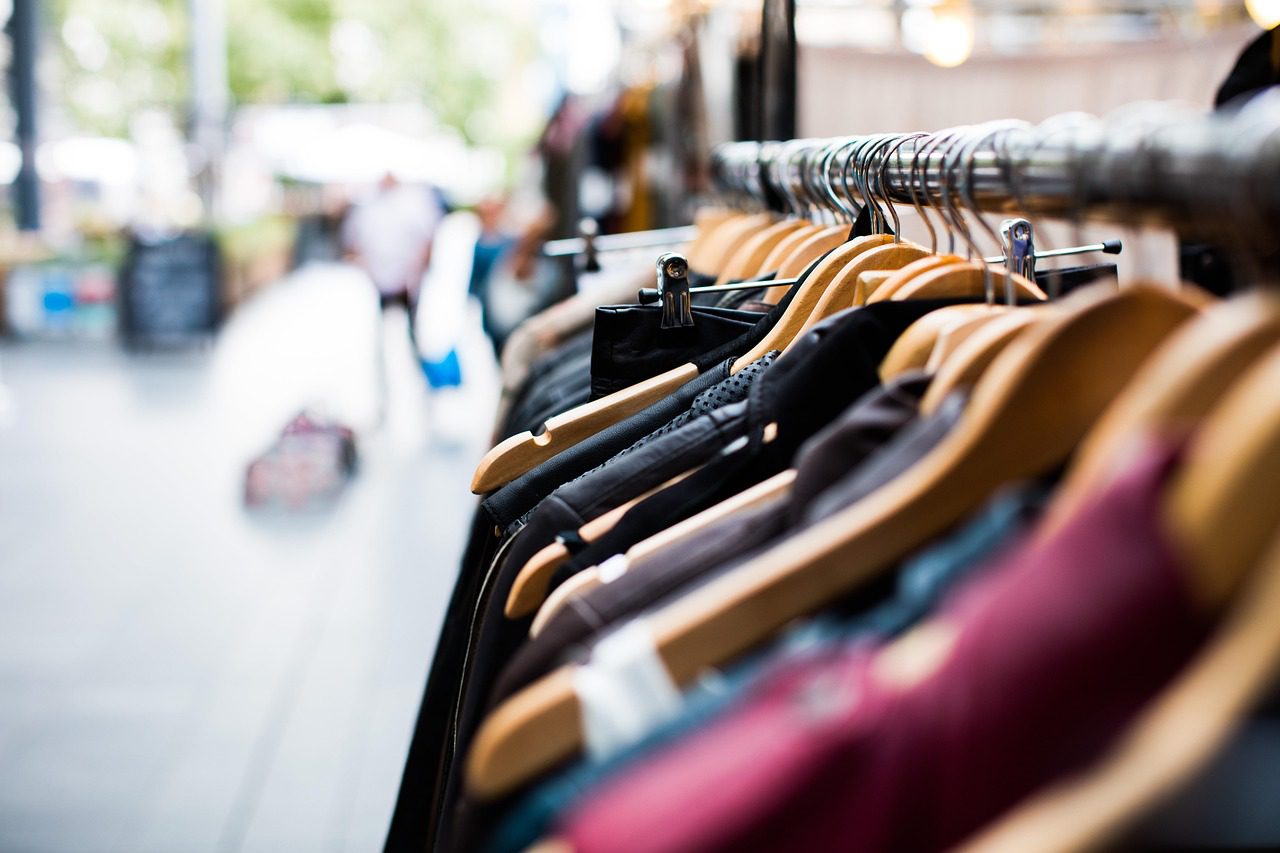 How Smart Shoppers Find Quality Used Items Without Overspending
