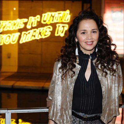 REVIEW: “Thanksgiving Play” in Moline a Daffy, Delicious Feast