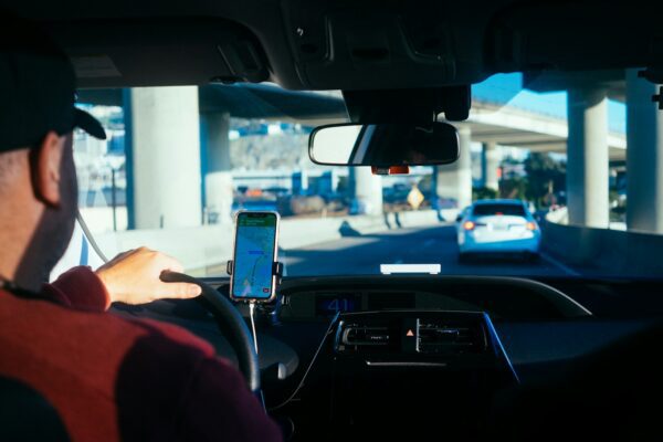How First-Time Riders Can Stay Safe While Using Ride-Sharing Services - QuadCities.com