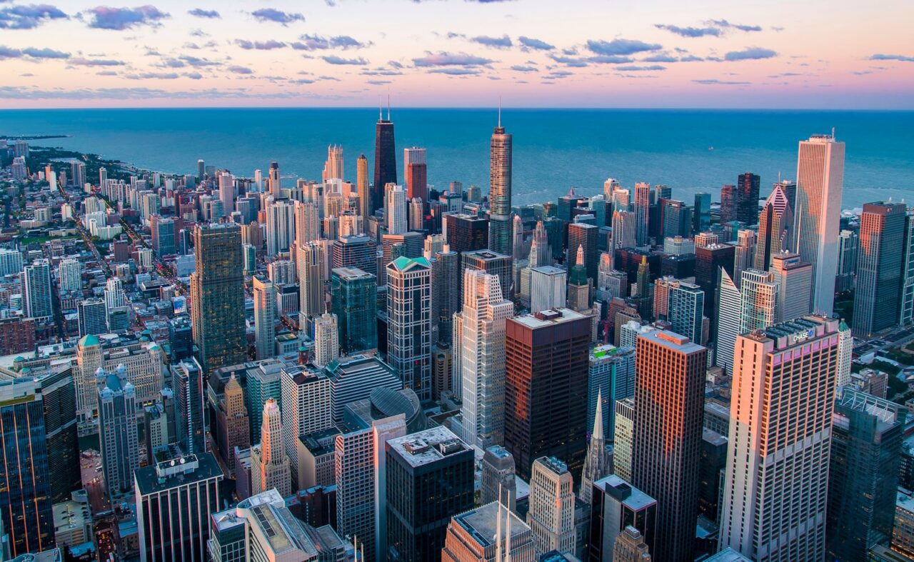 white and brown city Chicago buildings skyline during daytime