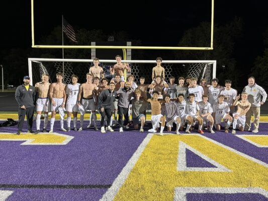Bettendorf Boys Soccer Wins Fourth Straight MAC Title